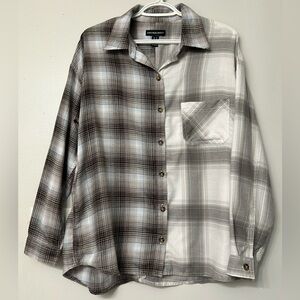 Streetwear Society Half and half plaid button up. Size Medium